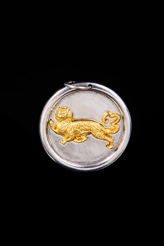 White Tiger - Hooves